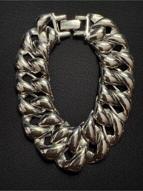 Trifari Chunky Silver Sculptural Link Bracelet 8”